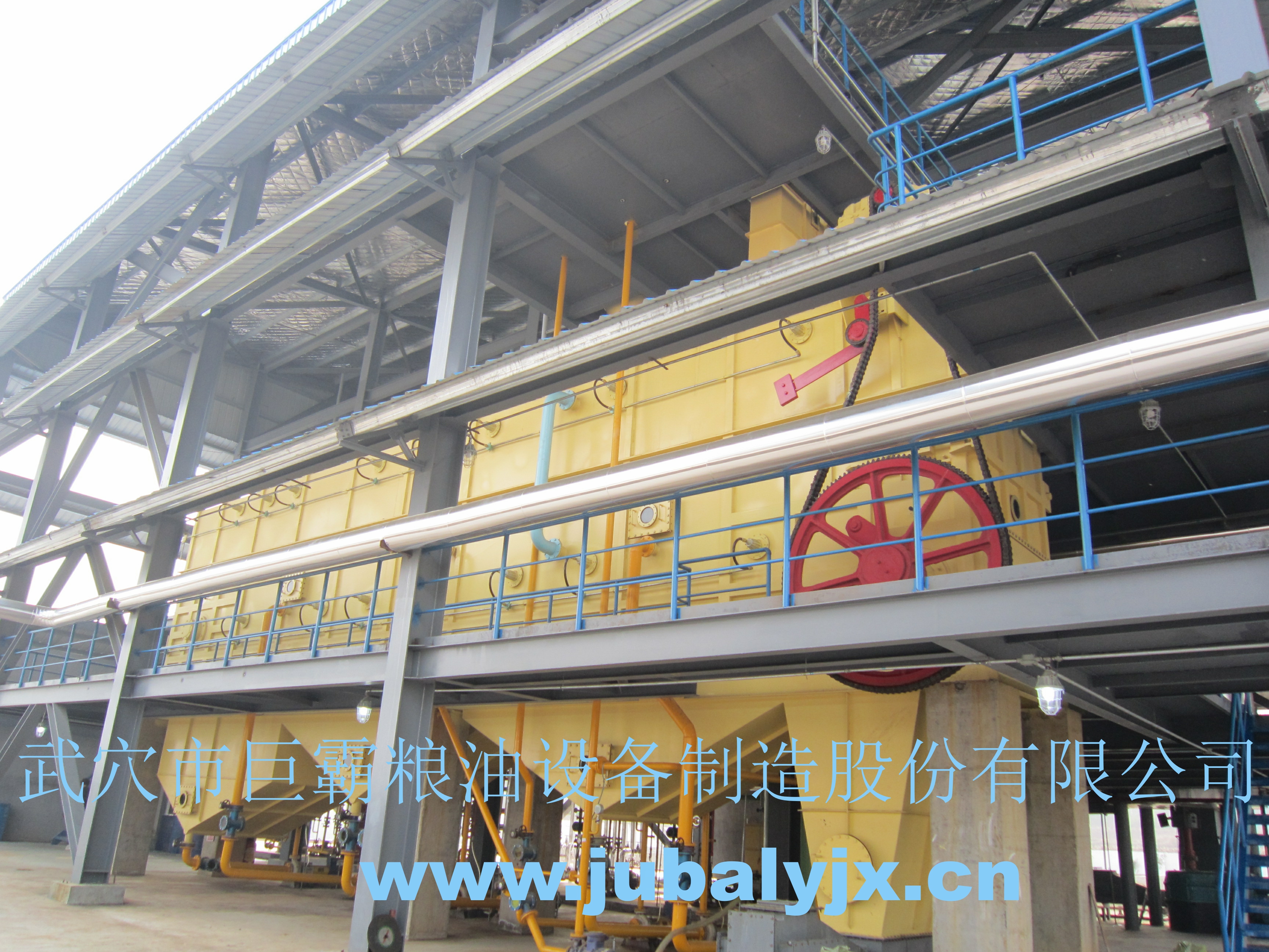 植物油料油脂加工大型化裝備設計與制造、綠色儲油技術(shù)